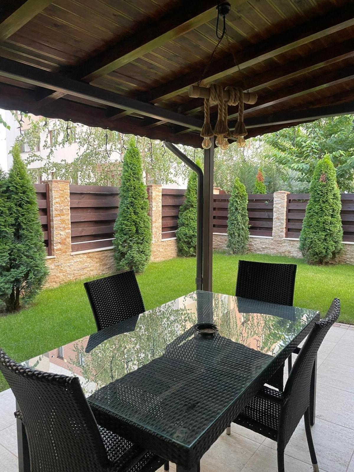 Vila Pati Ploieşti Exterior foto